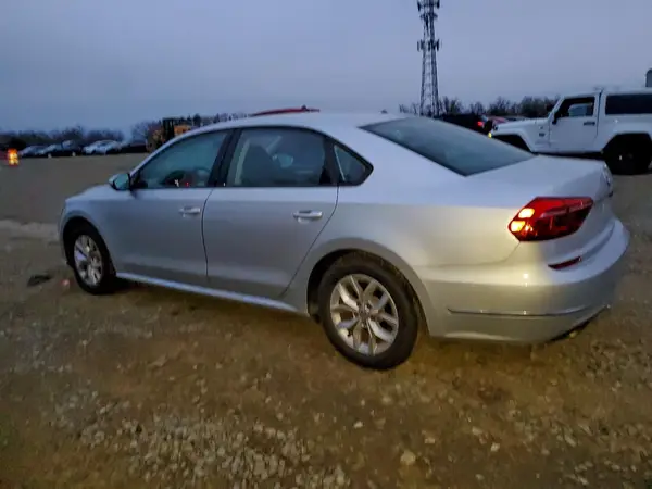 1VWAA7A34JC001359 2018 VOLKSWAGEN PASSAT - Image 2