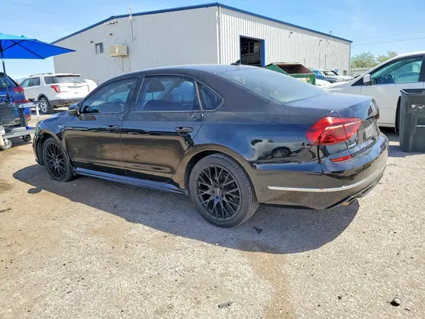 1VWAA7A34JC002219 2018 VOLKSWAGEN PASSAT - Image 2