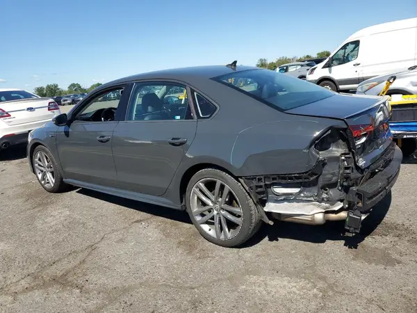 1VWAA7A34JC003404 2018 VOLKSWAGEN PASSAT - Image 2