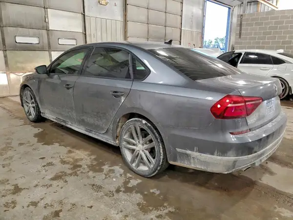 1VWAA7A34JC007890 2018 VOLKSWAGEN PASSAT - Image 2