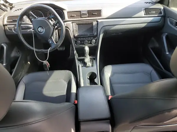 1VWAA7A34JC011440 2018 VOLKSWAGEN PASSAT - Image 8