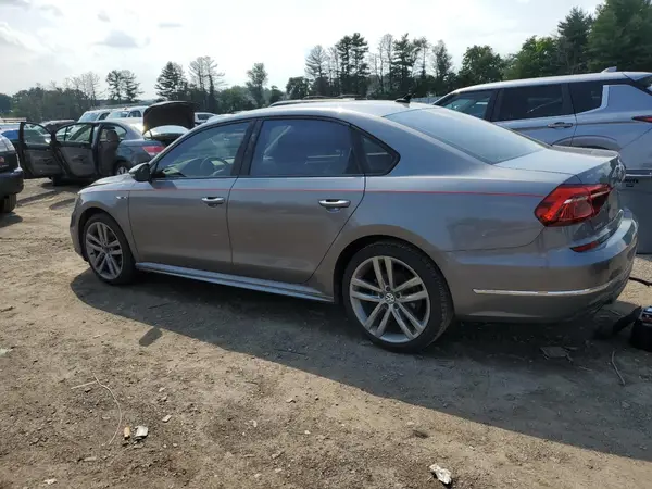 1VWAA7A34JC013334 2018 VOLKSWAGEN PASSAT - Image 2