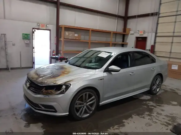 1VWAA7A34JC016783 2018 VOLKSWAGEN PASSAT - Image 2