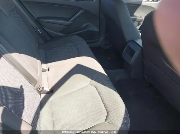 1VWAA7A34JC018033 2018 VOLKSWAGEN PASSAT - Image 8