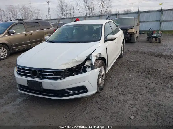 1VWAA7A34JC018601 2018 VOLKSWAGEN PASSAT - Image 2