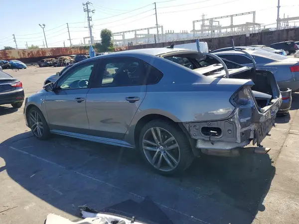 1VWAA7A34JC032160 2018 VOLKSWAGEN PASSAT - Image 2