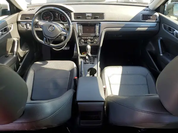 1VWAA7A34JC032160 2018 VOLKSWAGEN PASSAT - Image 8