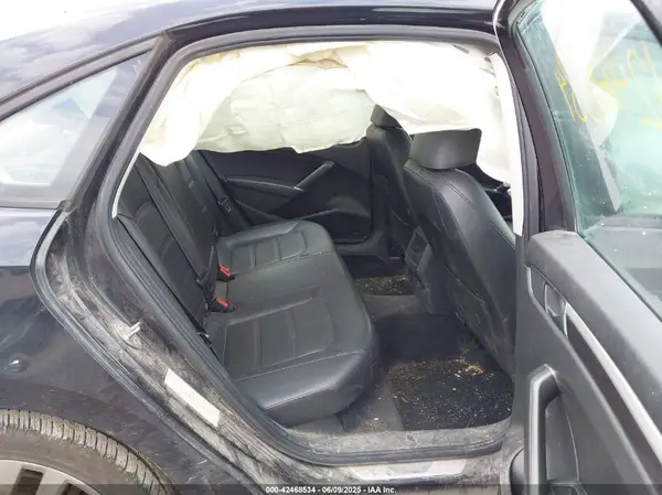 1VWAA7A34JC033891 2018 VOLKSWAGEN PASSAT - Image 8