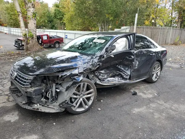 1VWAA7A34JC034930 2018 VOLKSWAGEN PASSAT - Image 1