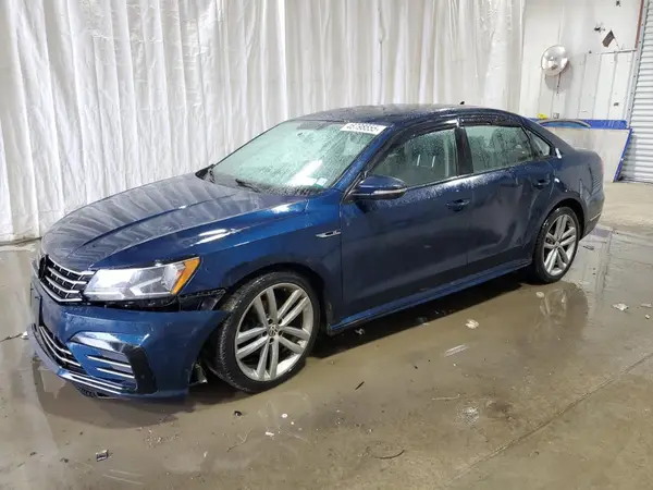 1VWAA7A34JC036094 2018 VOLKSWAGEN PASSAT - Image 1