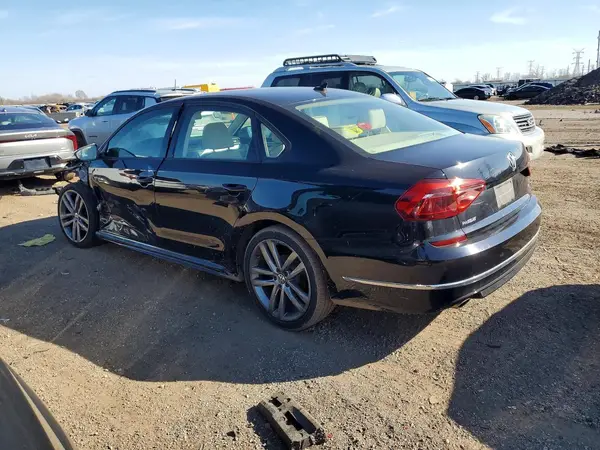 1VWAA7A34JC039366 2018 VOLKSWAGEN PASSAT - Image 2