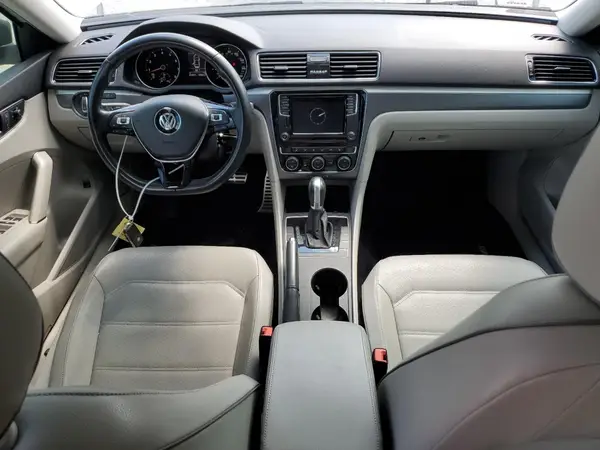 1VWAA7A34JC039724 2018 VOLKSWAGEN PASSAT - Image 8