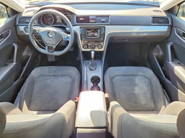 1VWAA7A34JC041263 2018 VOLKSWAGEN PASSAT - Image 8
