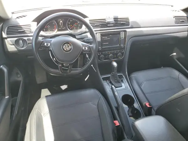 1VWAA7A34JC046737 2018 VOLKSWAGEN PASSAT - Image 8