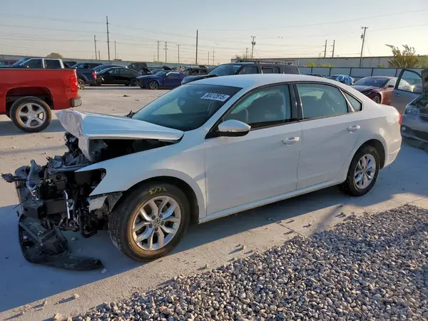 1VWAA7A34JC047936 2018 VOLKSWAGEN PASSAT - Image 1
