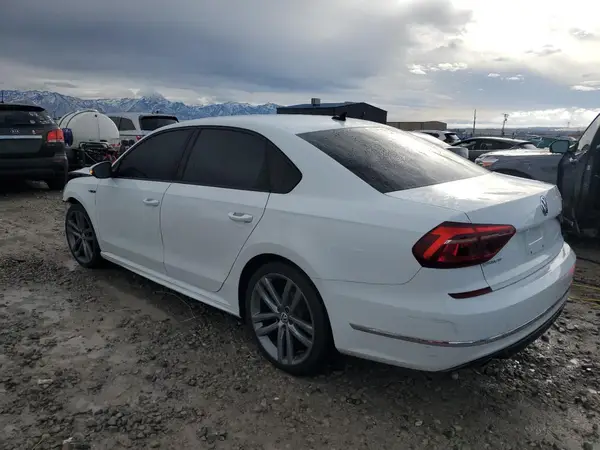 1VWAA7A34JC050304 2018 VOLKSWAGEN PASSAT - Image 2