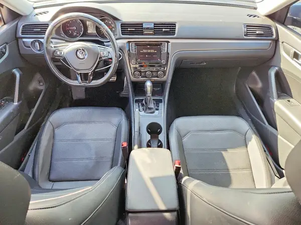 1VWAA7A34JC050352 2018 VOLKSWAGEN PASSAT - Image 8