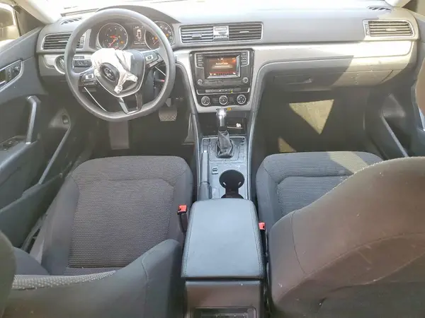 1VWAA7A35JC003525 2018 VOLKSWAGEN PASSAT - Image 8