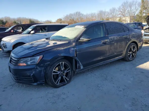 1VWAA7A35JC005548 2018 VOLKSWAGEN PASSAT - Image 1