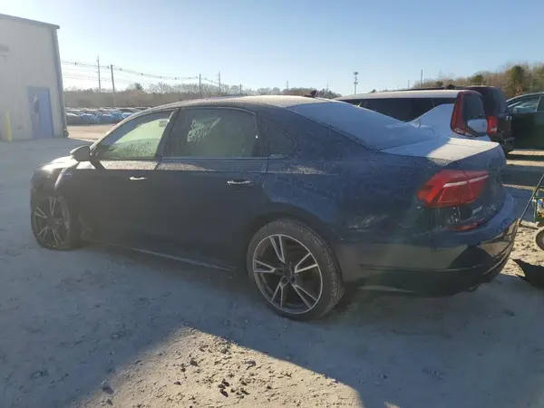 1VWAA7A35JC005548 2018 VOLKSWAGEN PASSAT - Image 2