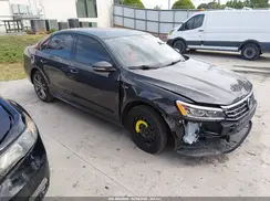 1VWAA7A35JC006036 2018 VOLKSWAGEN PASSAT