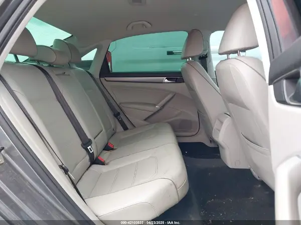 1VWAA7A35JC007736 2018 VOLKSWAGEN PASSAT - Image 8