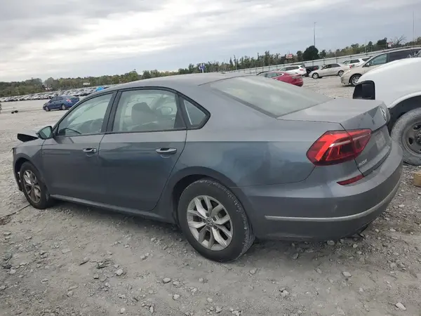 1VWAA7A35JC008420 2018 VOLKSWAGEN PASSAT - Image 2