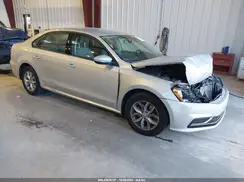 1VWAA7A35JC008756 2018 VOLKSWAGEN PASSAT