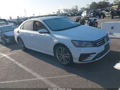 1VWAA7A35JC009020 2018 VOLKSWAGEN PASSAT