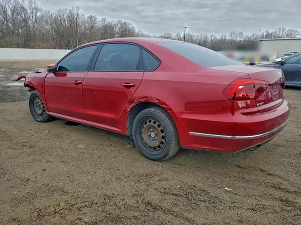 1VWAA7A35JC018185 2018 VOLKSWAGEN PASSAT - Image 2