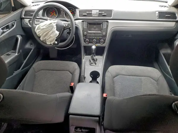 1VWAA7A35JC018185 2018 VOLKSWAGEN PASSAT - Image 8
