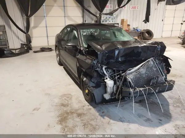 1VWAA7A35JC019420 2018 VOLKSWAGEN PASSAT - Image 1