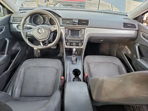 1VWAA7A35JC024388 2018 VOLKSWAGEN PASSAT - Image 8