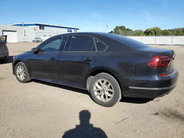 1VWAA7A35JC030286 2018 VOLKSWAGEN PASSAT - Image 2
