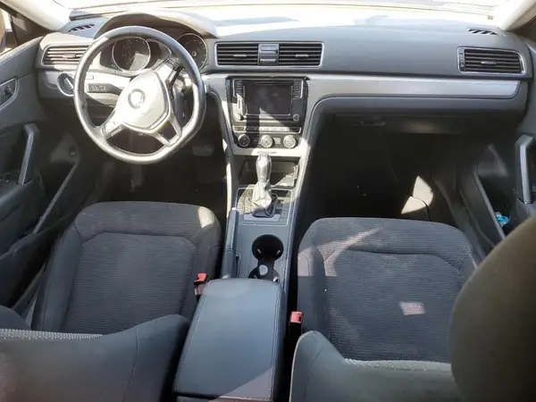 1VWAA7A35JC030286 2018 VOLKSWAGEN PASSAT - Image 8