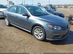 1VWAA7A35JC031938 2018 VOLKSWAGEN PASSAT