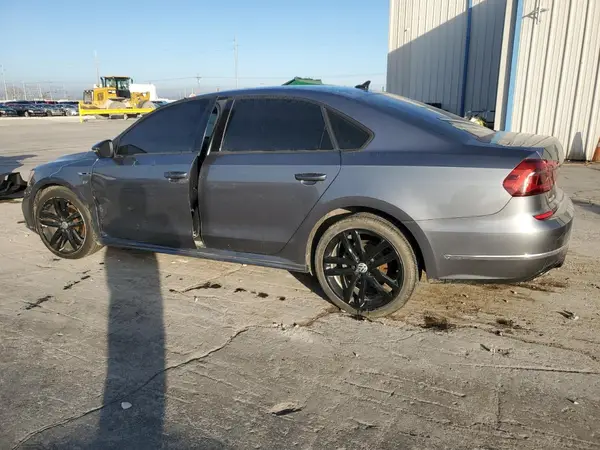 1VWAA7A35JC032295 2018 VOLKSWAGEN PASSAT - Image 2