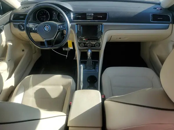 1VWAA7A35JC044897 2018 VOLKSWAGEN PASSAT - Image 8