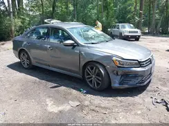 1VWAA7A35JC045189 2018 VOLKSWAGEN PASSAT