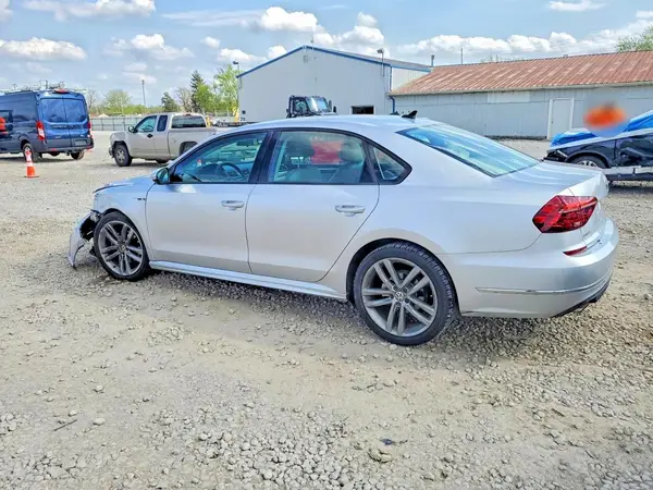 1VWAA7A35JC049355 2018 VOLKSWAGEN PASSAT - Image 2