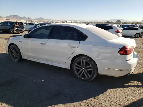 1VWAA7A35JC049792 2018 VOLKSWAGEN PASSAT - Image 2