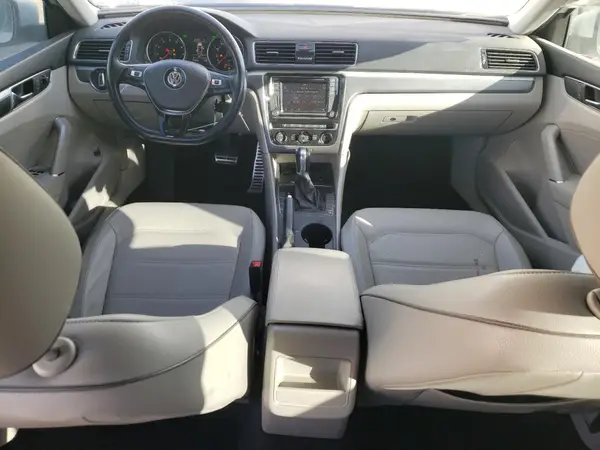 1VWAA7A35JC049792 2018 VOLKSWAGEN PASSAT - Image 8