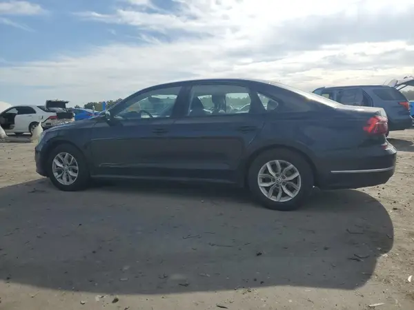 1VWAA7A36JC009687 2018 VOLKSWAGEN PASSAT - Image 2