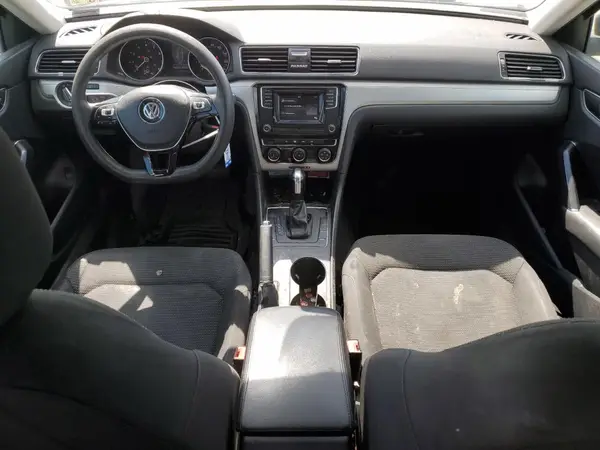 1VWAA7A36JC009687 2018 VOLKSWAGEN PASSAT - Image 8