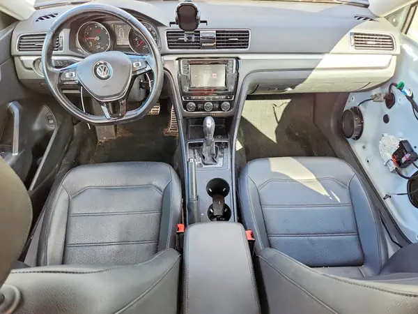 1VWAA7A36JC010239 2018 VOLKSWAGEN PASSAT - Image 8