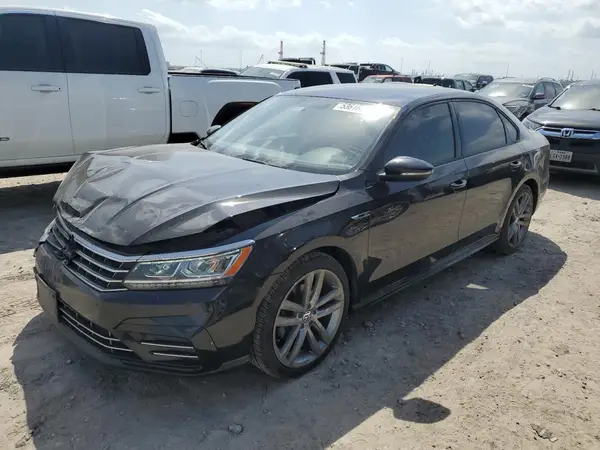 1VWAA7A36JC010385 2018 VOLKSWAGEN PASSAT - Image 1
