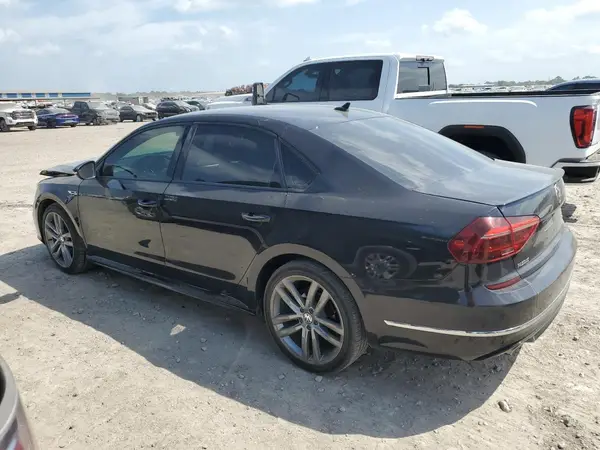 1VWAA7A36JC010385 2018 VOLKSWAGEN PASSAT - Image 2
