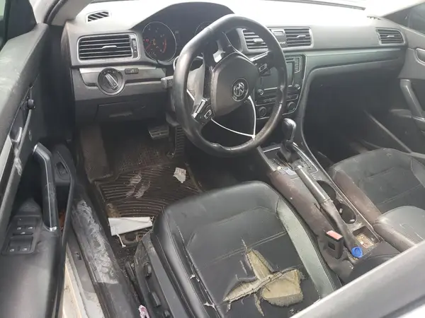 1VWAA7A36JC011181 2018 VOLKSWAGEN PASSAT - Image 8