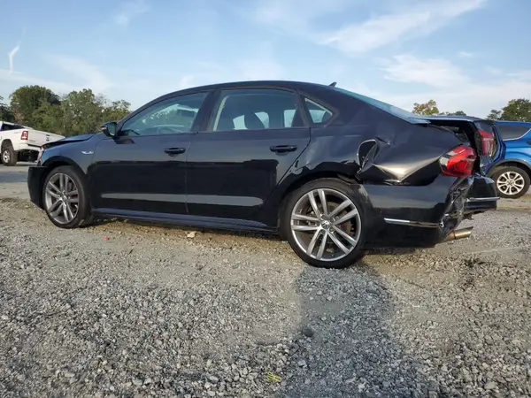 1VWAA7A36JC012184 2018 VOLKSWAGEN PASSAT - Image 2