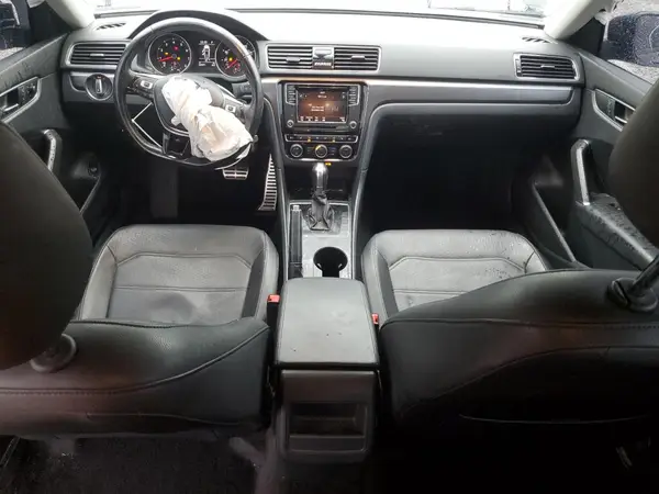 1VWAA7A36JC013609 2018 VOLKSWAGEN PASSAT - Image 8